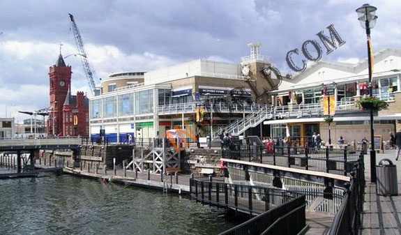 Medium size - left floating